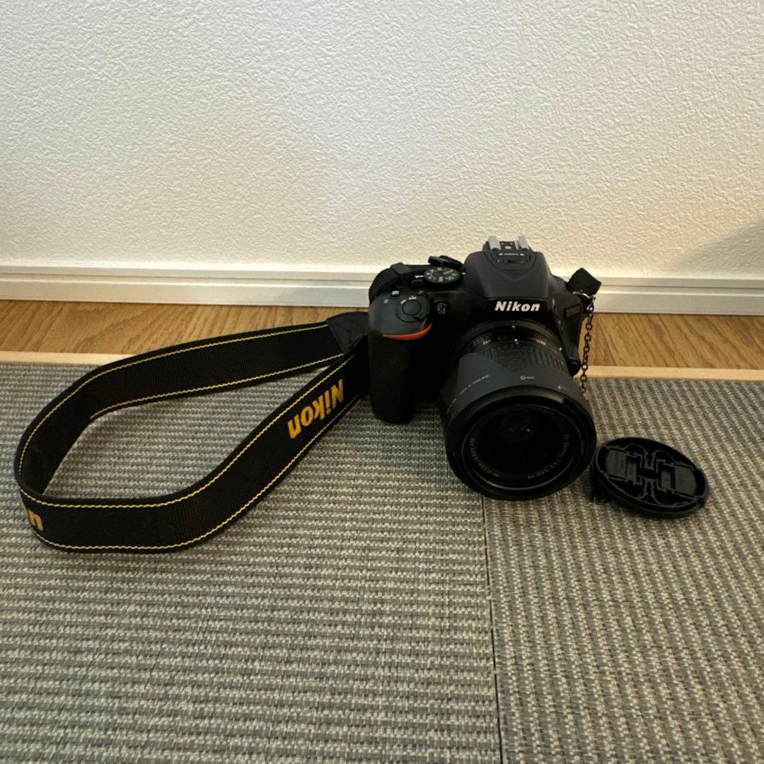 Nikon D5600 デジタル一眼レフカメラ 18-55mmレンズ付き