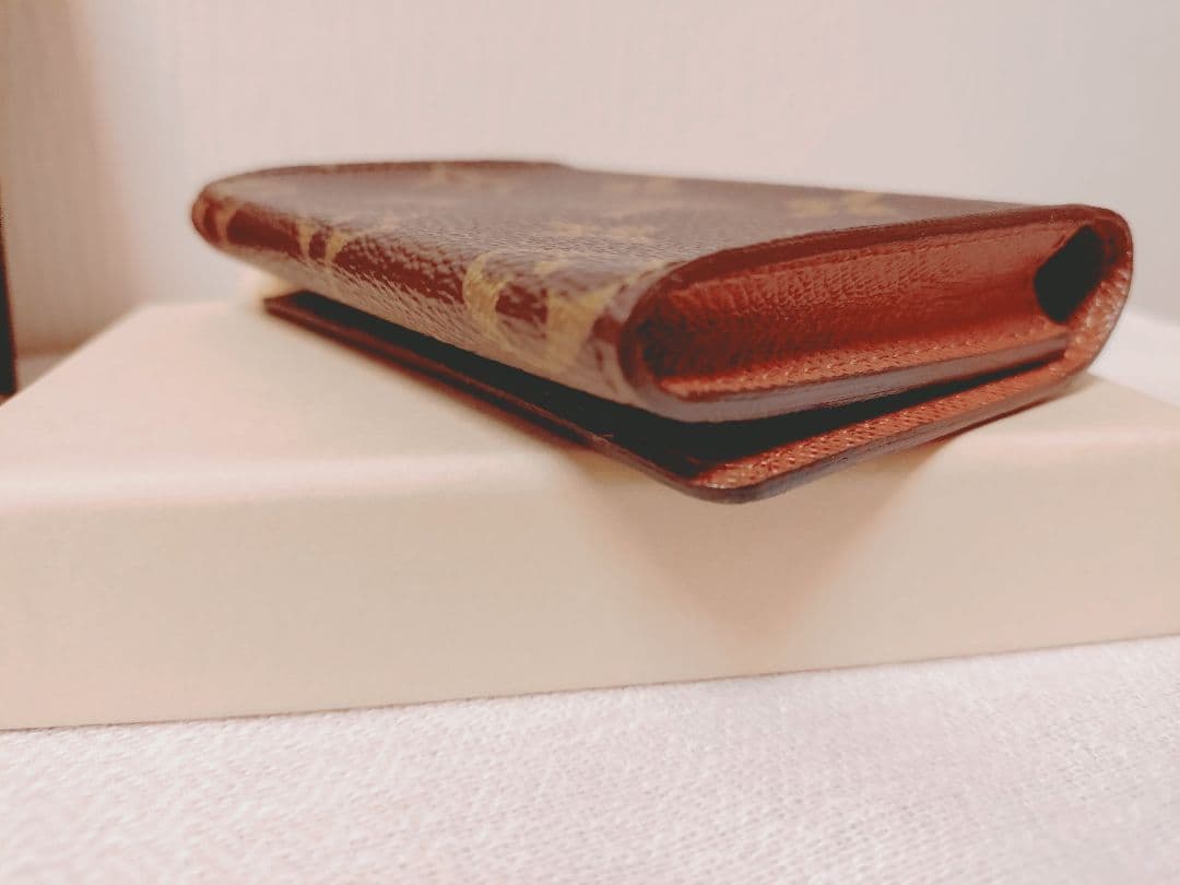 未使用品　ルイ・ヴィトン　名刺入れ