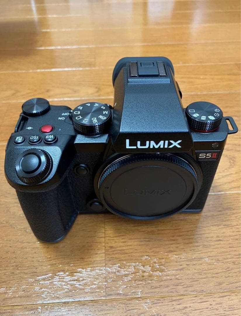 期間限定値引き中【美品 LUMIX DC-S5M2 s5II】バッテリー4個付