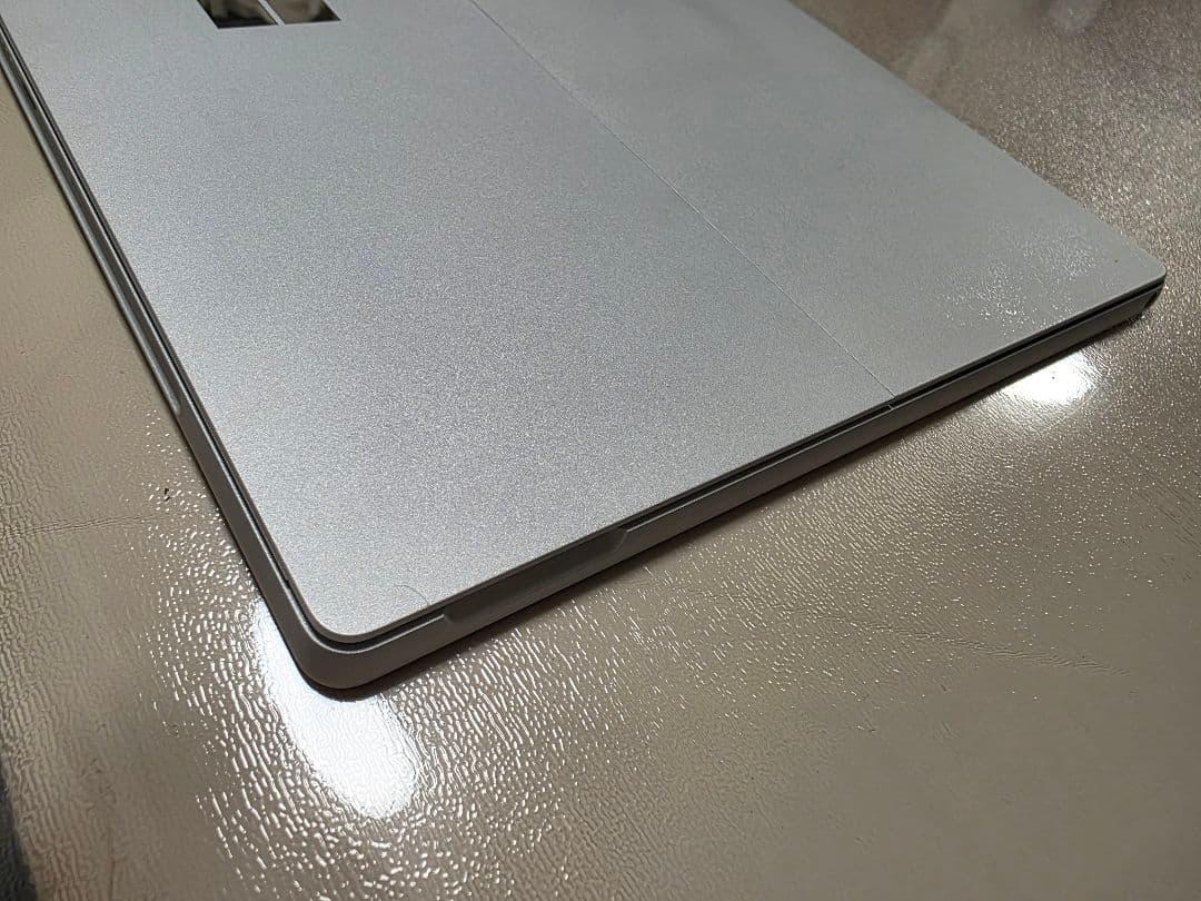 Microsoft Surface Pro5 12.3インチ シルバー