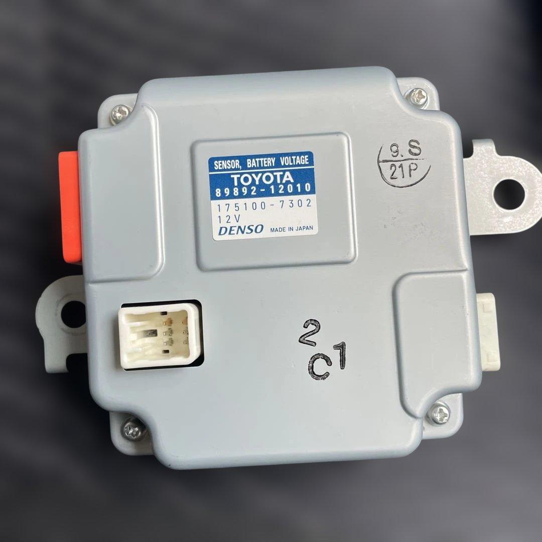 トヨタ ボルテージセンサー 89892-12101