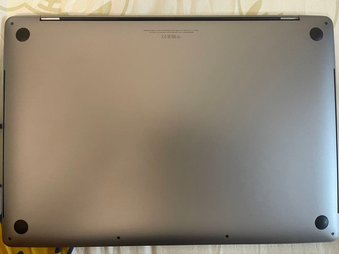 Apple MacBook Pro 16インチ スペースグレー