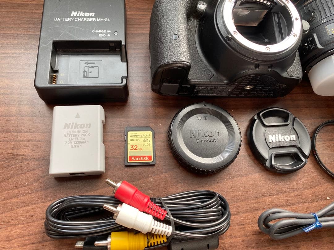 ショット数1558回★極上美品★Nikon ニコン D5500 レンズキット