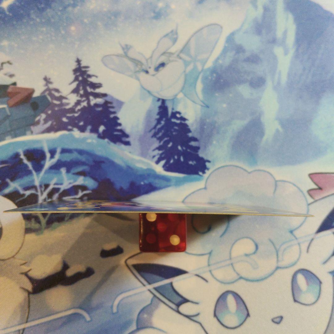 海で遊ぶピカチュウ