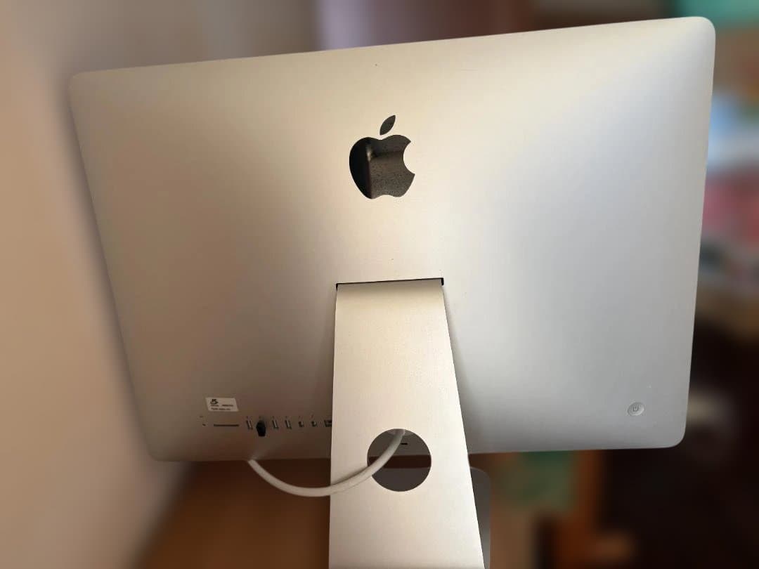 iMac (21.5-inch, Late 2013) 本体