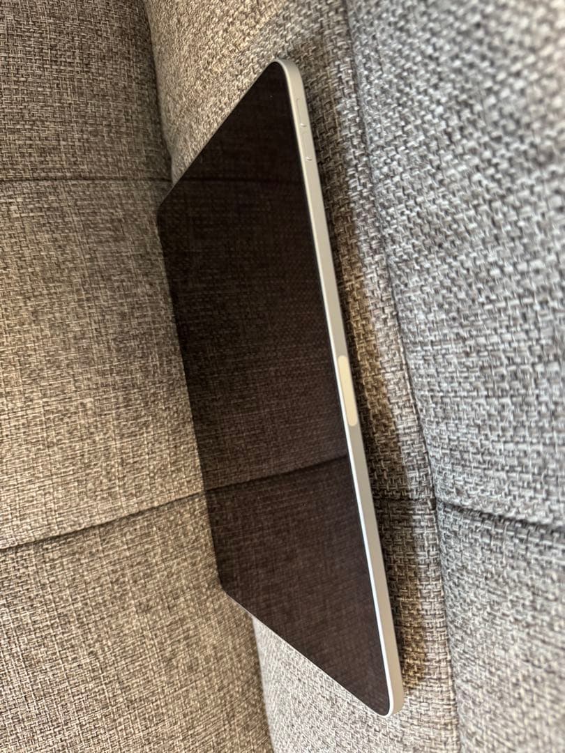 iPad Air 10.9インチ 第5世代 Wi-Fi 256GB スターライト