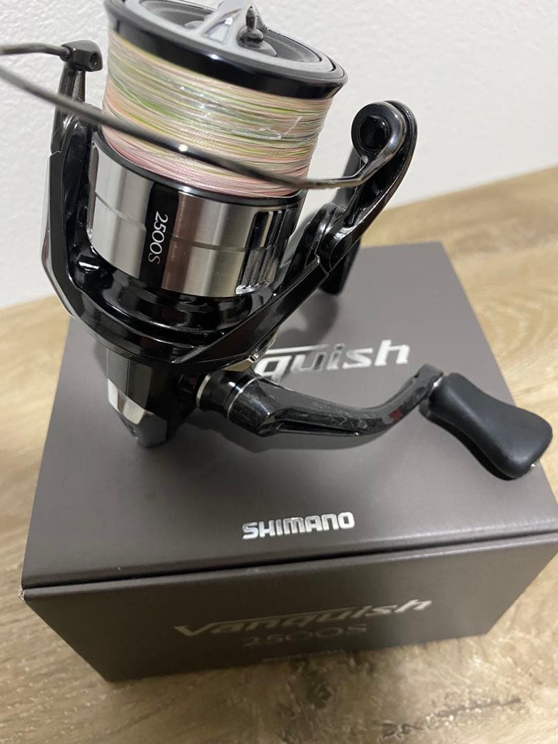 SHIMANO Vanquish ヴァンキッシュ　2500S スピニングリール