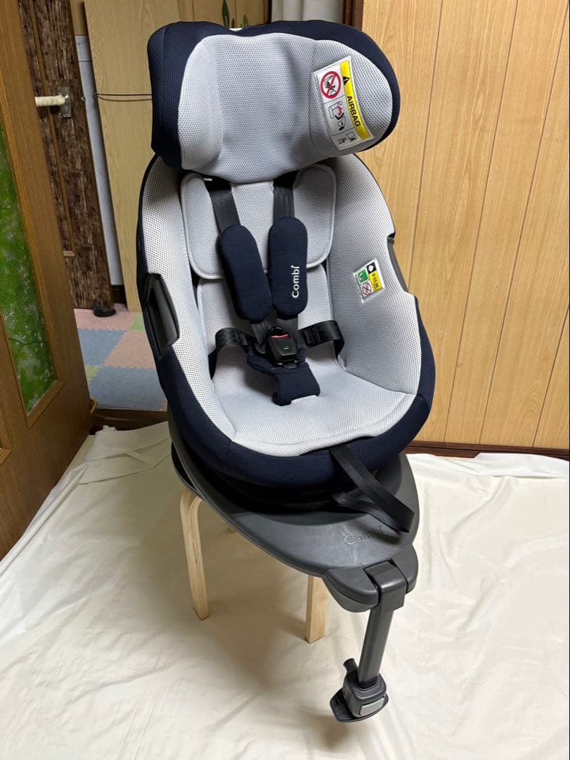 コンビ ザエス ISOFIX エッグショック ZC-690 チャイルドシート 美