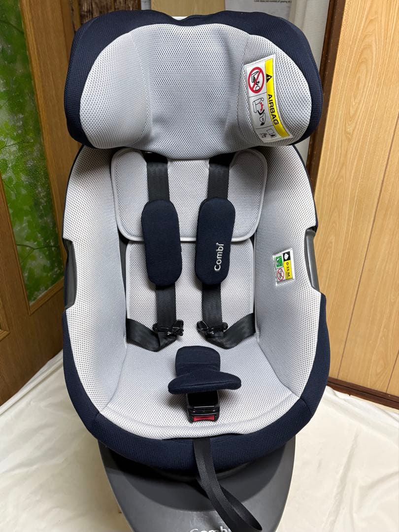 コンビ ザエス ISOFIX エッグショック ZC-690 チャイルドシート 美