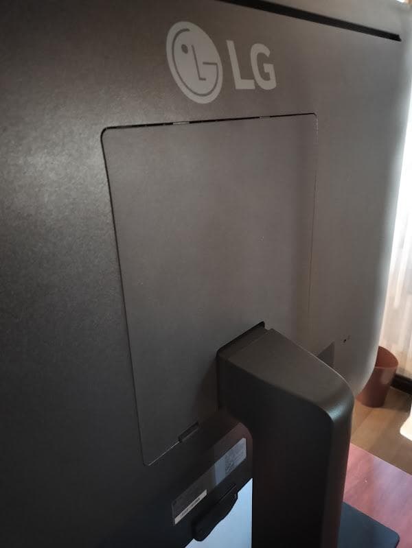 【訳あり・修理品】LG 43UN700-B 43インチ 4Kモニター（動作確認済