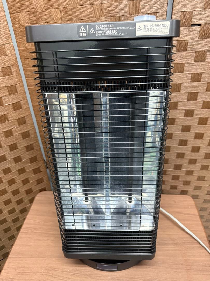 ダイキン 遠赤外線暖房機 セラムヒート ERFT11YS 2021年式