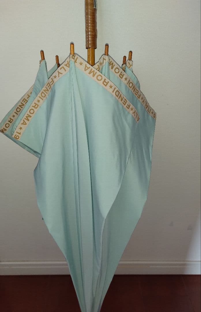 FENDI ミントグリーン 長傘