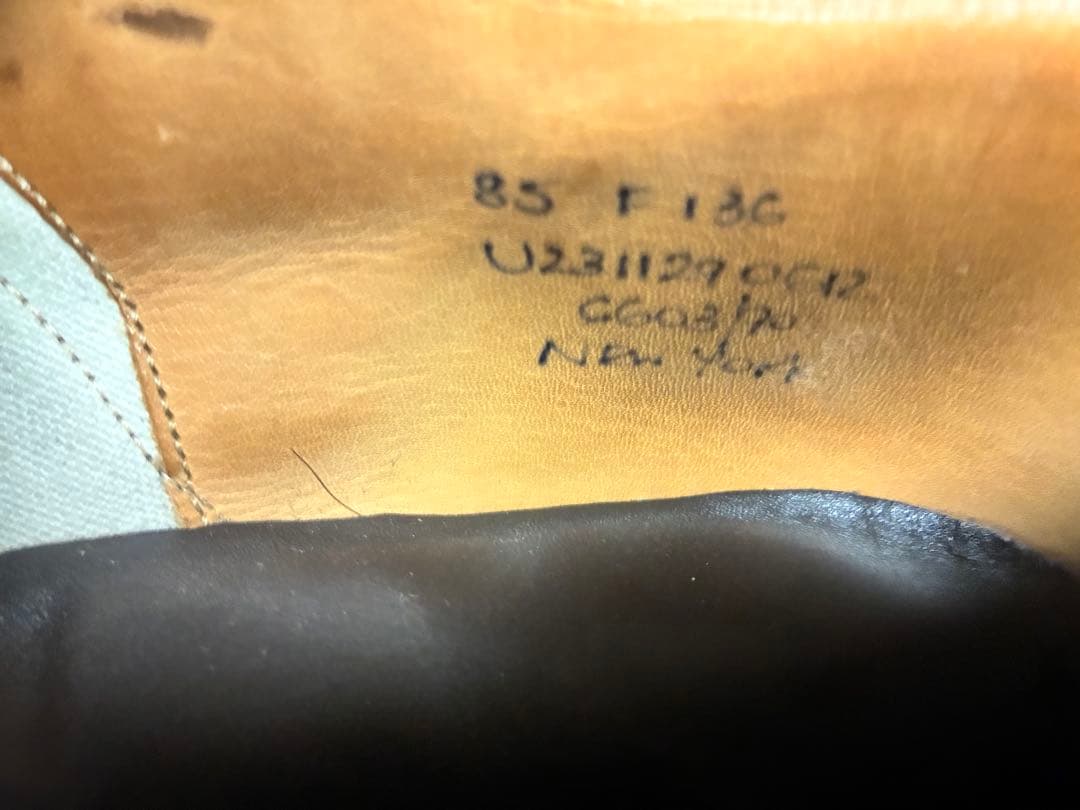 Schin✨Church'sチャーチ✨スエードウイングチップ