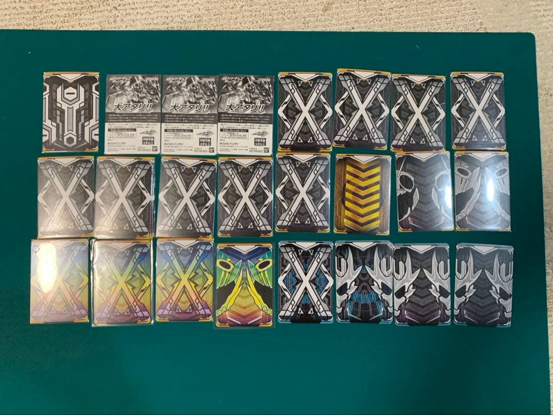 画面ライダーガッチャード　ライドケミートレカセット　カード100枚以上　引退品