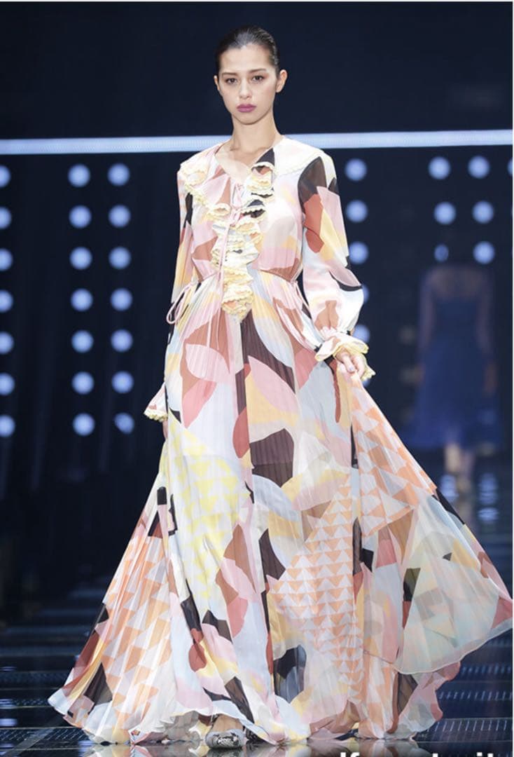 美品 セルフポートレイト 中条あやみ着用 マキシドレス プリーツ ラッフル 多色