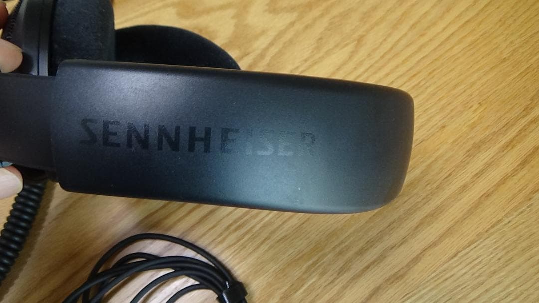 ゼンハイザー　HD 400 PRO ブラック リケーブル可能モニターヘッドホン