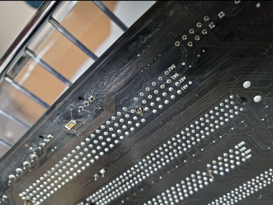 IN9 32X-MAX abit製 背面が青く光る　LGA775 ※ジャンク品