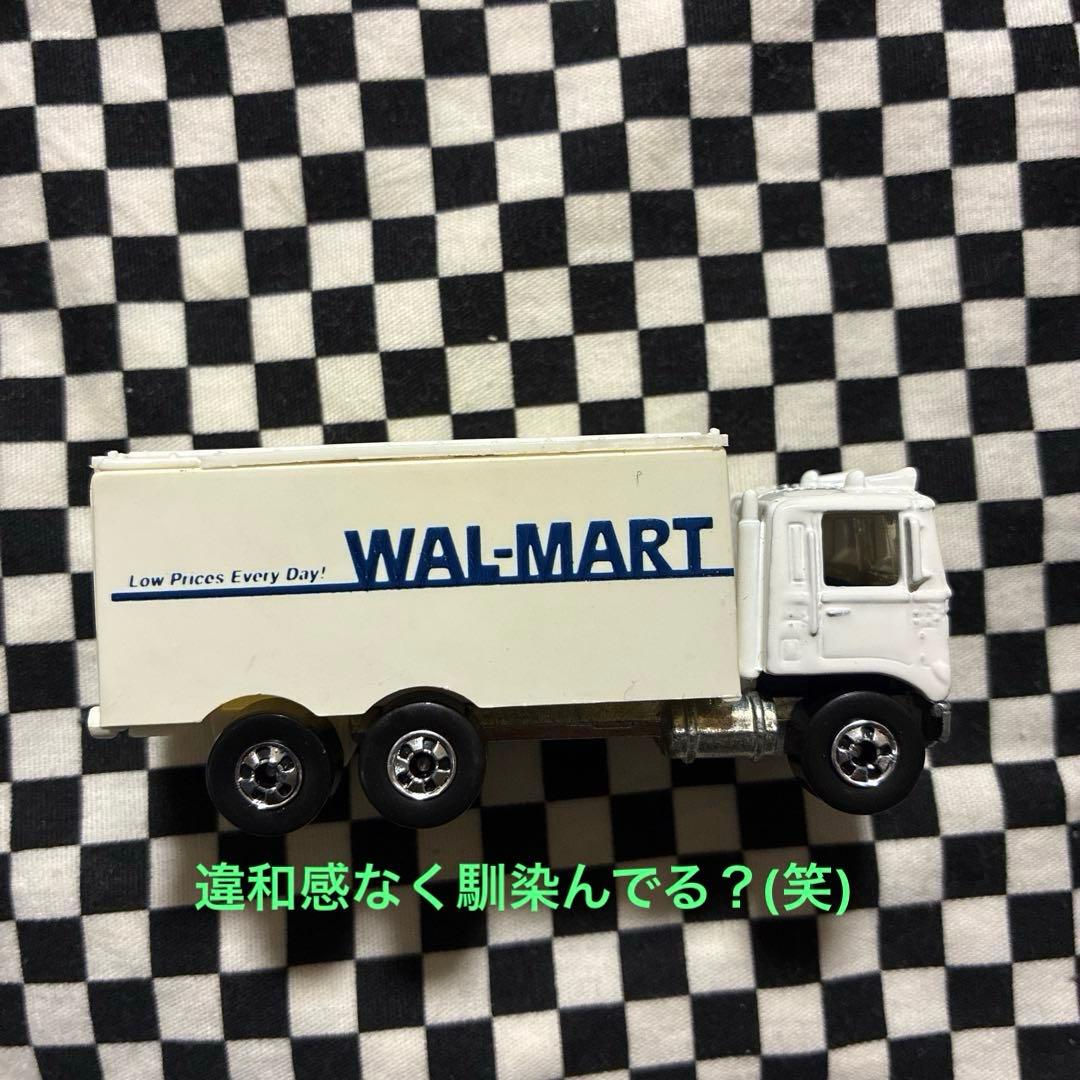 HotWheels WAL-MART限定版プレイセット(ハイウェイ・ホウラー付)