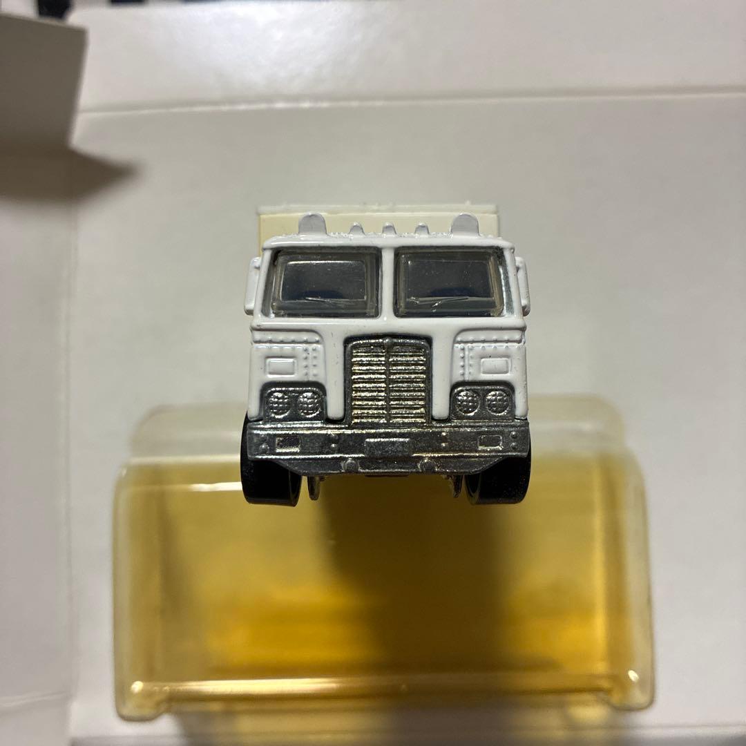 HotWheels WAL-MART限定版プレイセット(ハイウェイ・ホウラー付)