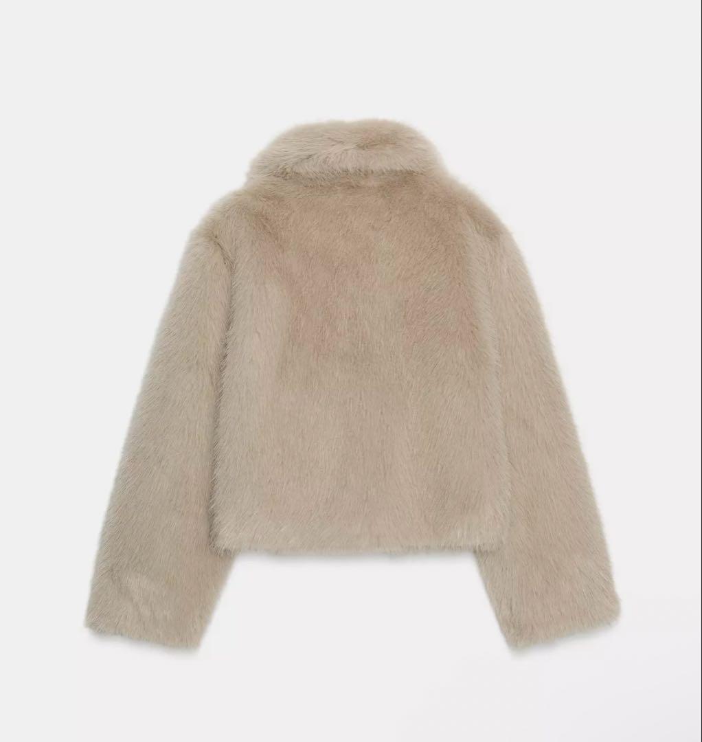 ZARA ダブルフェイスフェイクファージャケット