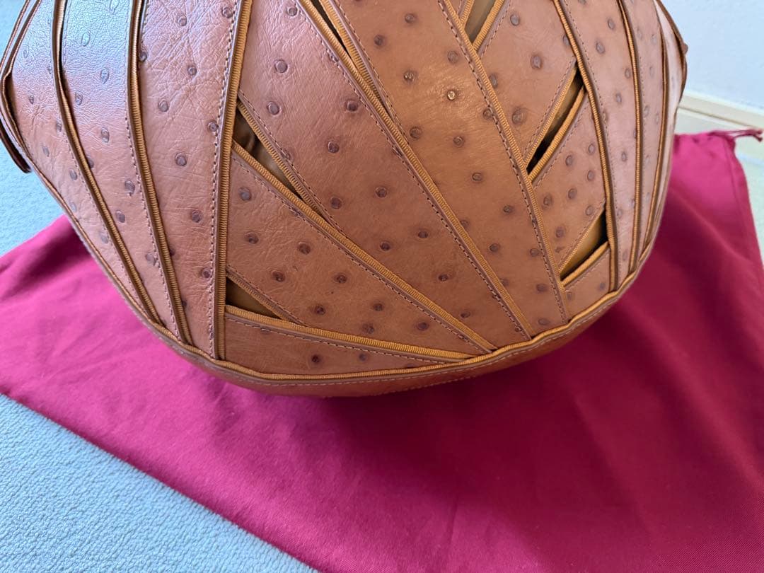 k*e様 PERRIN PARIS ペランパリ　パニエ　（L）　オーストリッチ