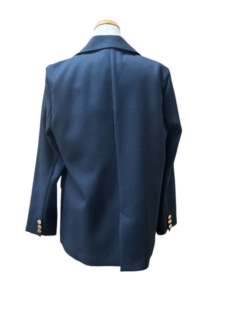 QTUME 新品タグ付き　未使用品 ネイビー　金釦ダブルジャケット　38