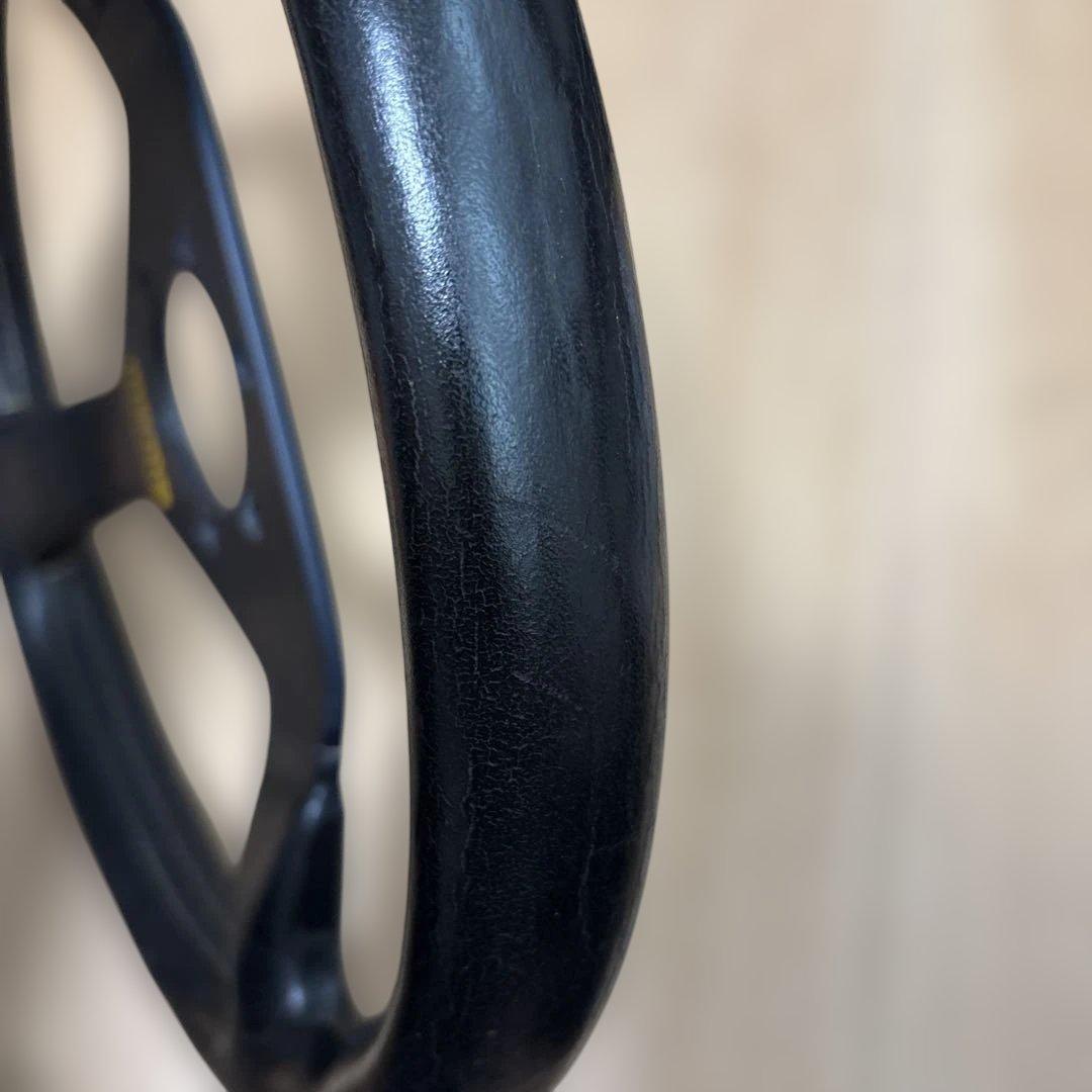 [当時物]momo VEROCE RACING(V35) ステアリング レザー