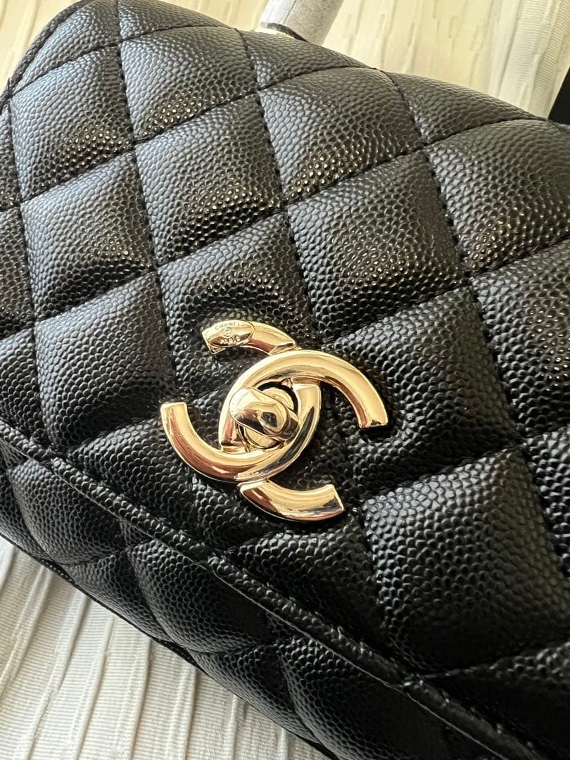 や*様 CHANEL ブラック キルティング ショルダーバッグ　ノベルティ