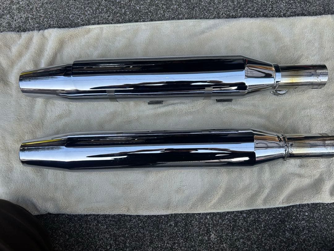 00〜06ハーレーソフティル用　デイトナテーパードスリップオンマフラー　JMCA