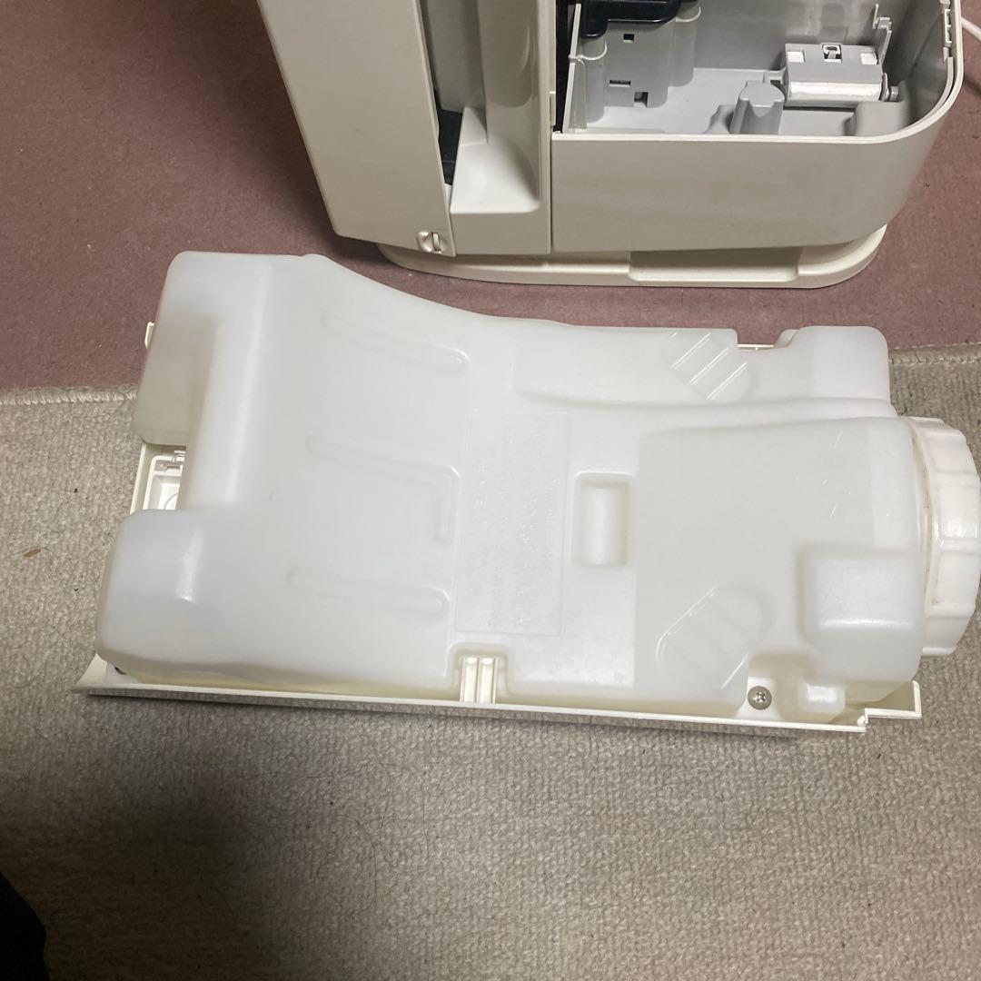 DAIKIN ストリーマ加湿空気清浄機 MCK70VKS-W ホワイト