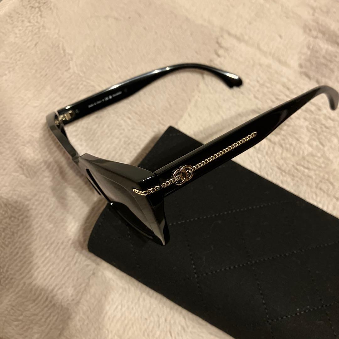 CHANEL シャネル　サングラス　スクエア