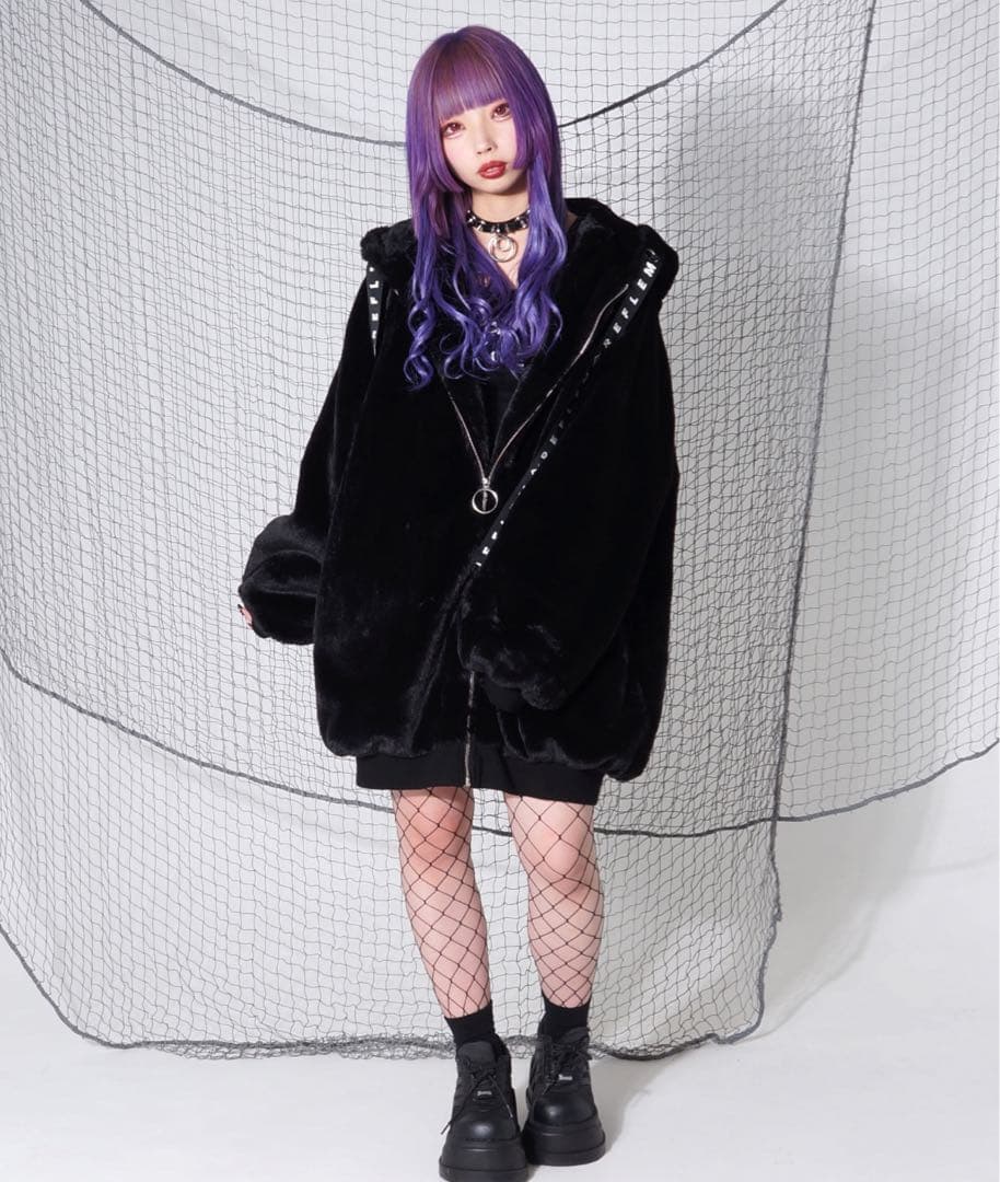 る*ね様 REFLEM ウサギ耳 ファージャケット 黒 ファーパーカー