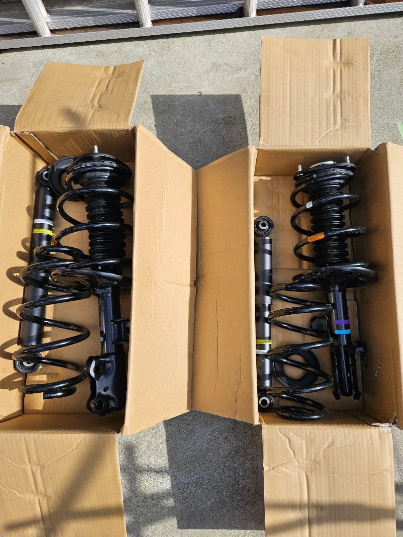 アルファード30系足回り一式orスタビライザー