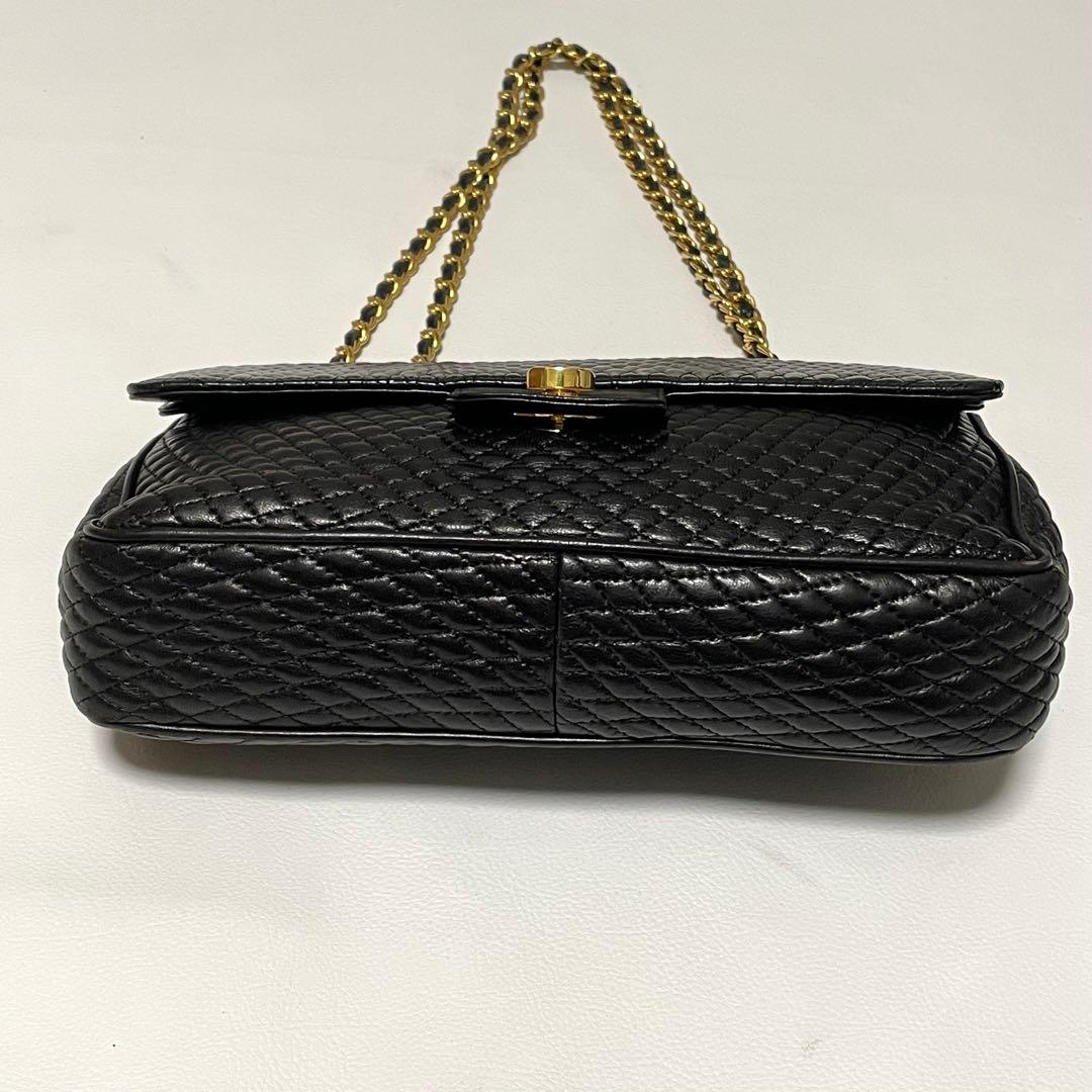 BALLY チェーンショルダーバッグ キルティング ターンロック レザー 黒