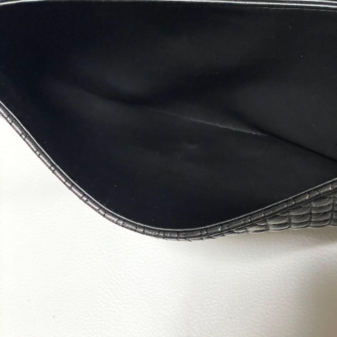 BALLY チェーンショルダーバッグ キルティング ターンロック レザー 黒