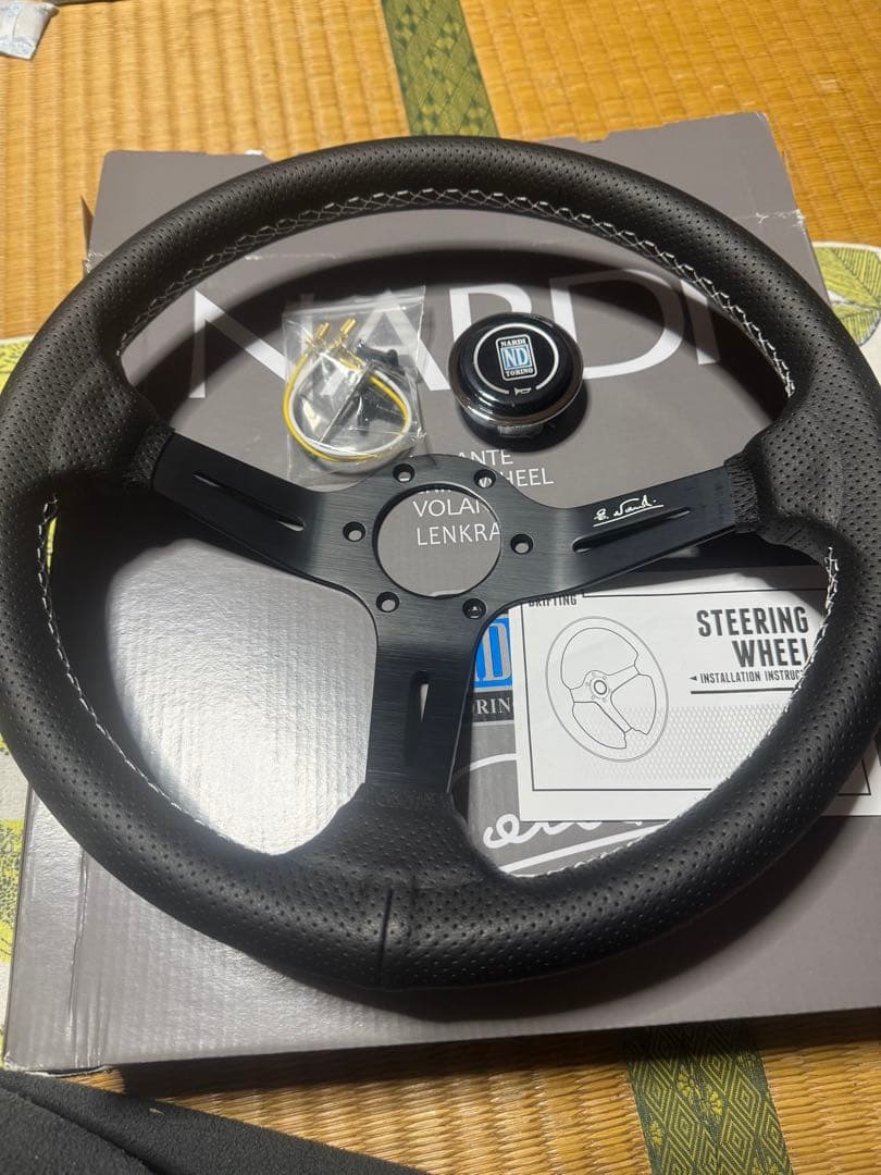 車ステアリング