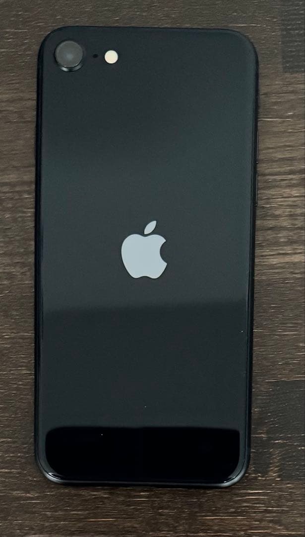 Apple iPhone se第3世代64GB ブラック 本体　SIMフリー