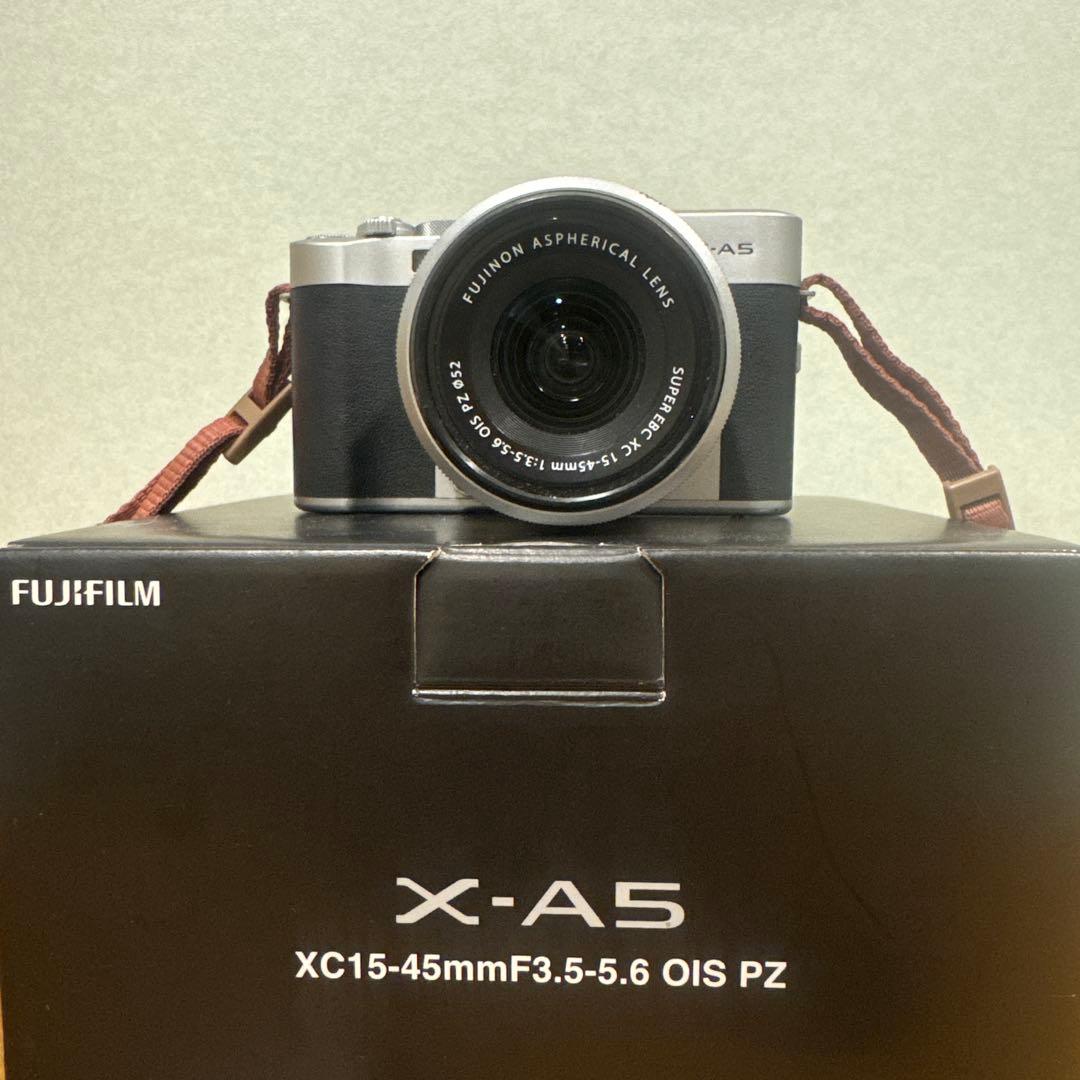 FUJIFILM X-A5 ミラーレスカメラ XC15-45mmレンズ付き