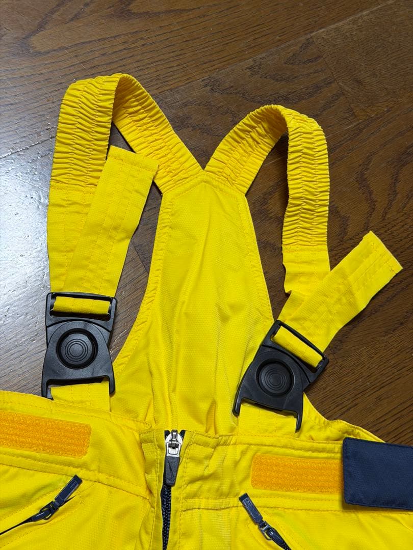 【新品未使用】　NIKE ナイキ　スキーウェア上下　キッズ子ども用　130