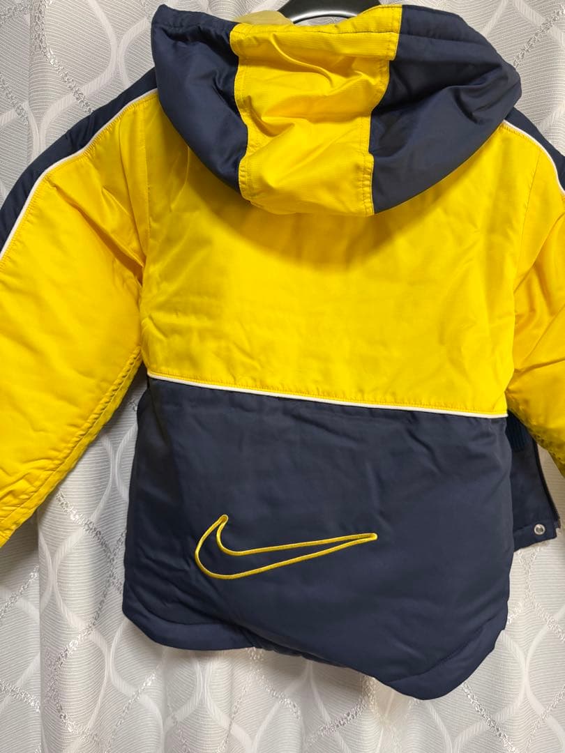 【新品未使用】　NIKE ナイキ　スキーウェア上下　キッズ子ども用　130