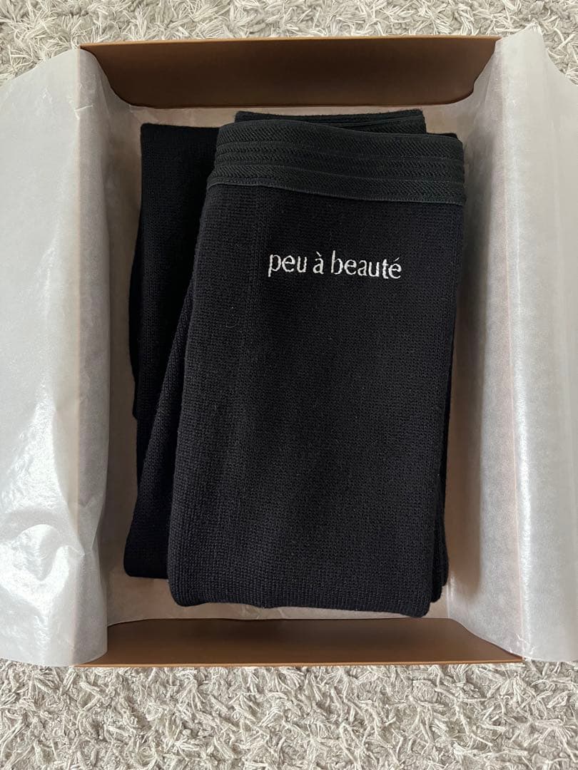 【試着のみ/美品】プウアボーテ スパッツサポーターM