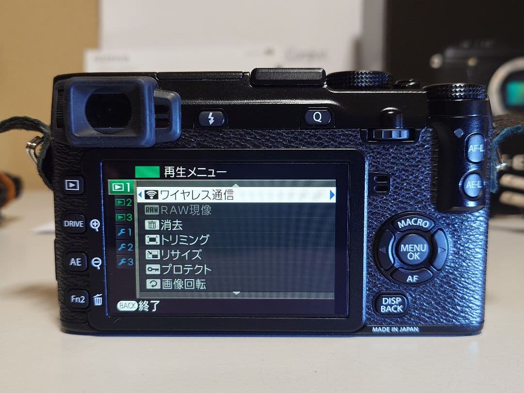 【美品】FUJIFILM X-E2 ボディ 撮影枚数1,000未満 おまけ付き