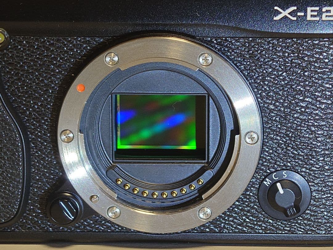 【美品】FUJIFILM X-E2 ボディ 撮影枚数1,000未満 おまけ付き