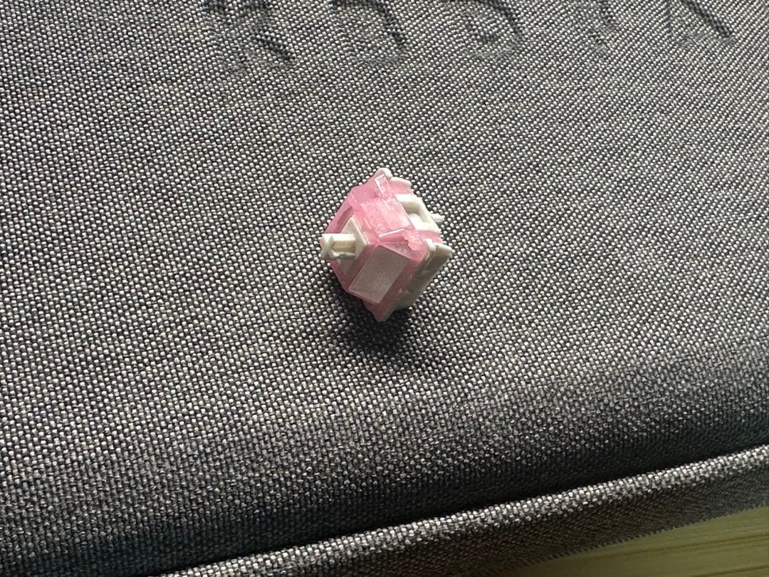 キーボード Tofu65 2.0 + Cerakey + durock WhiteLotus