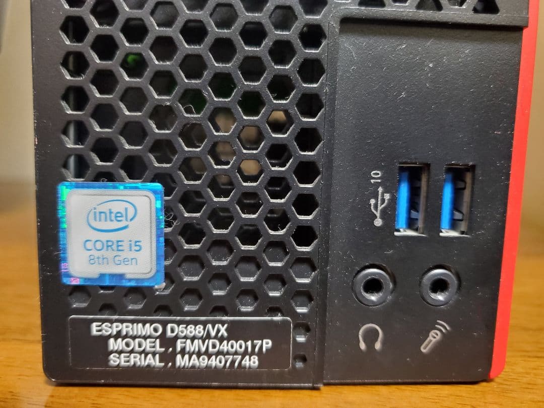 新品SSD換装済 fujitsu製ESPIMO D588/VX i5-8500