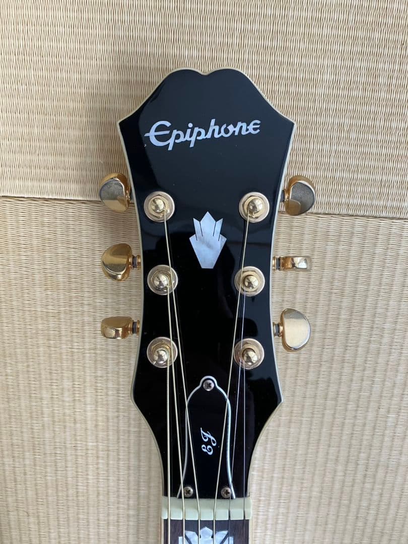 EJ-200 アコースティックギター