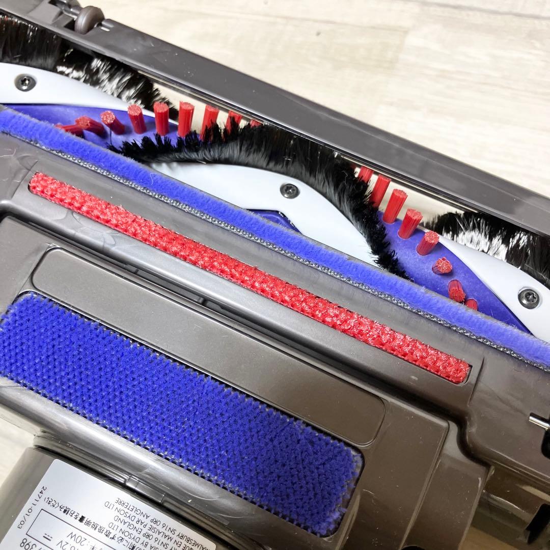 未使用に近い　ダイソン　DC45 Dyson コードレス掃除機　クリーナー