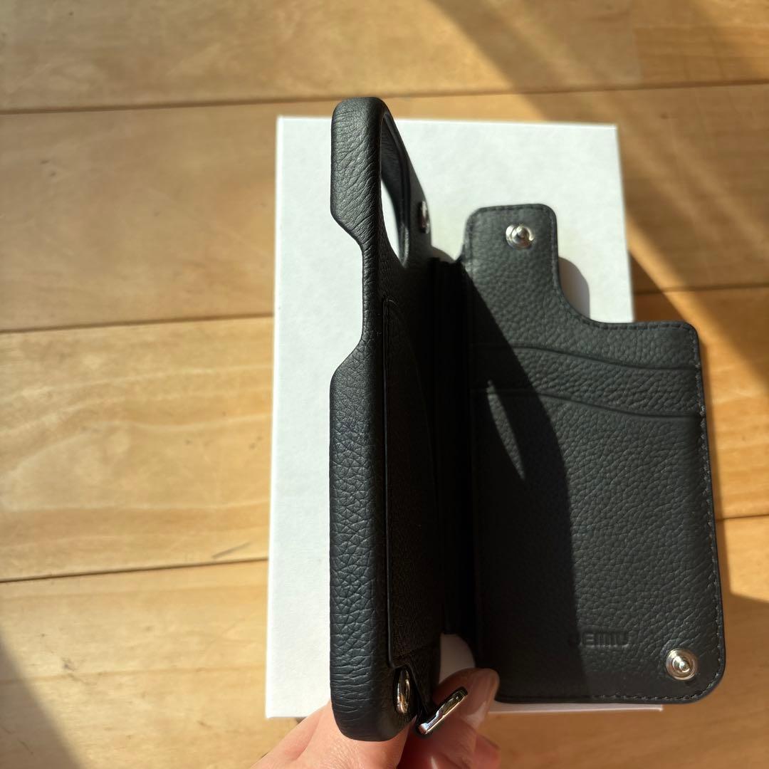 DEMIU ブラック iPhone用ケース