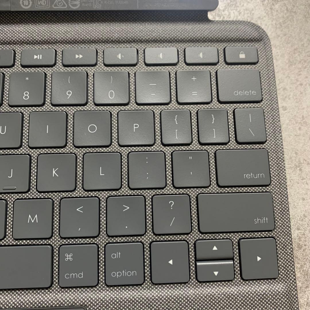 【ほぼ新品】ロジクールCombo Touch iK1057BKA