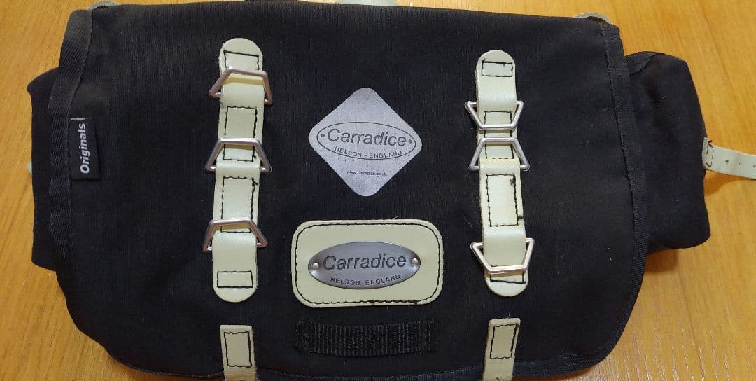 CARRADICE　キャラダイス　サドルバッグ